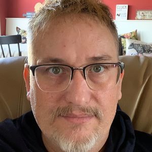 Meet your Posher, Todd